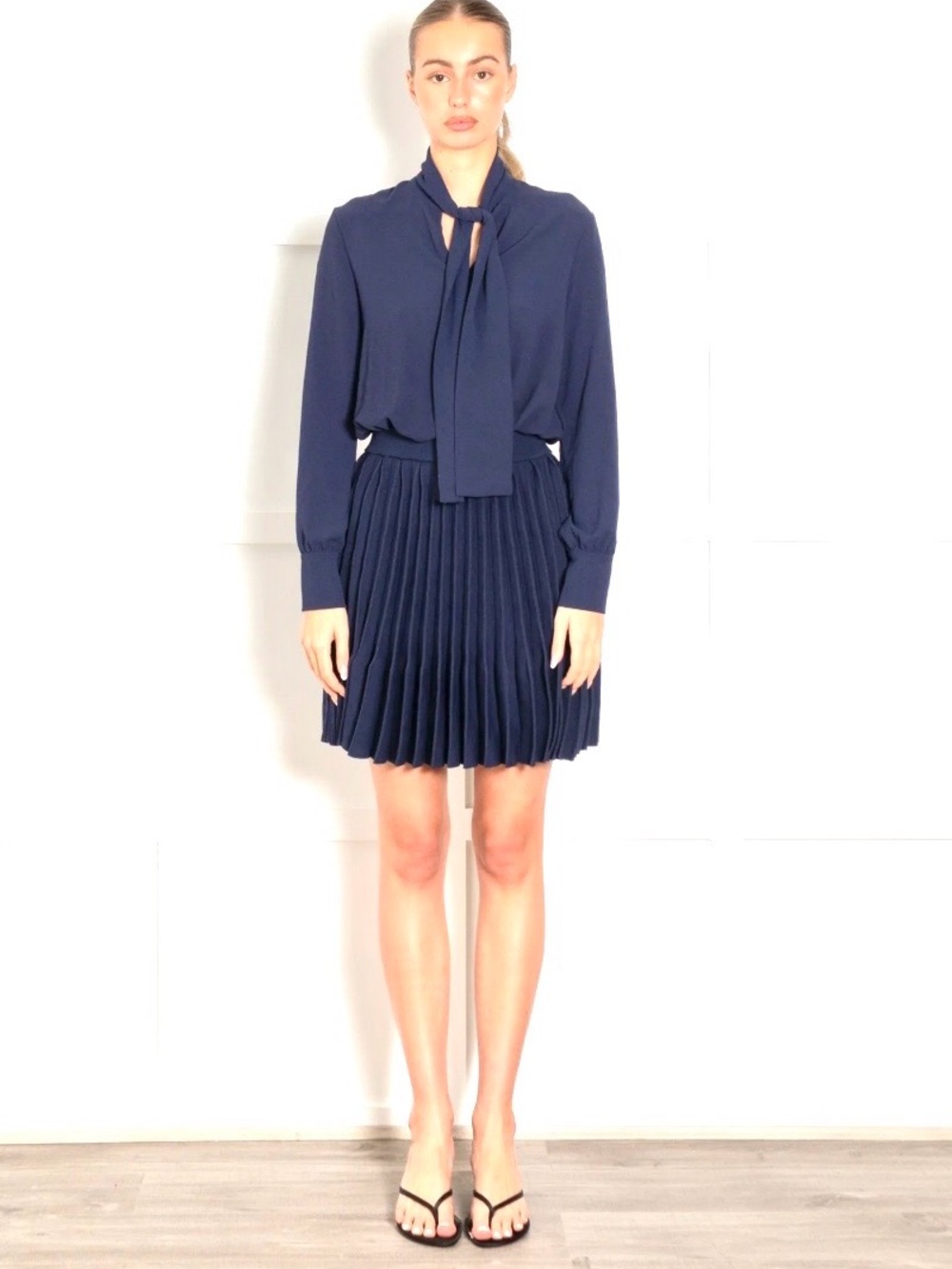 Maje Navy Accordion Pleated Long Sleeves Bow Necktie Cinched Sleeves Dress Sz 2